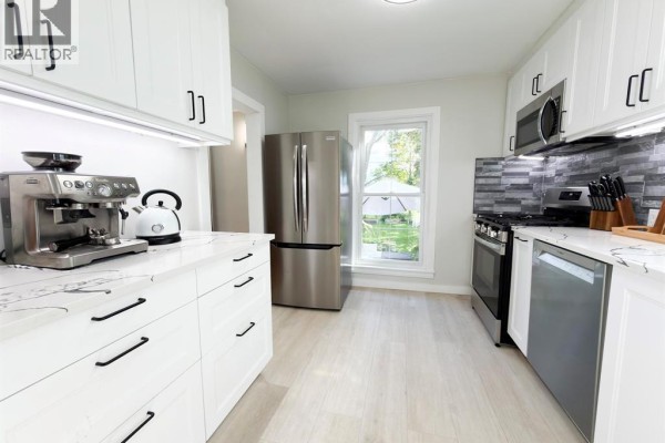 4pc Bathroom - 22 Dovercourt Street, Chatham, ON N7L2E7 Photo 4
