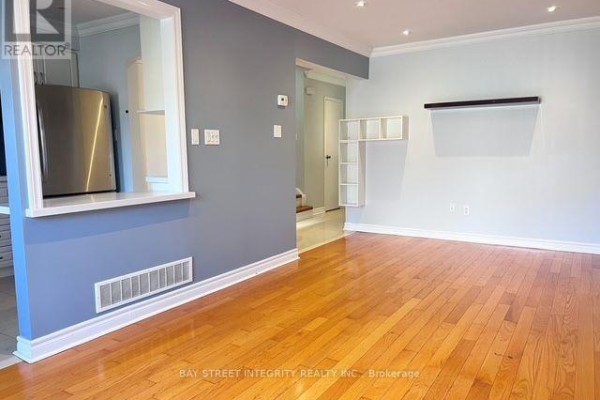 22 Dunbar Crescent, Markham, ON, photo 3