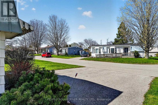 22 Eastbank Road, Clarington, ON L1B1A4 Photo 5