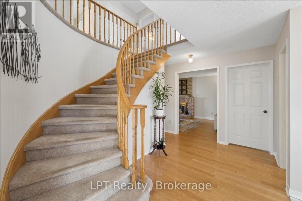 Storage - 22 Ennisclare Place, Whitby, ON L1R1R9 Photo 5