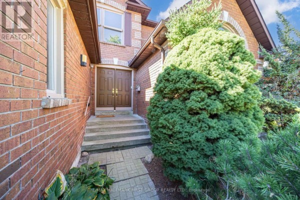 Family room - 22 Foakes Drive, Ajax, ON L1T3K5 Photo 5