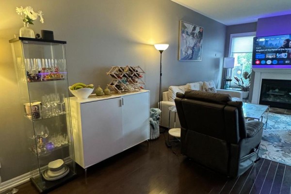 Family room - 22 Forbes Terrace, Milton, ON L9T3X3 Photo 4