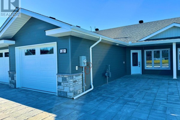 22 Golf Street, Kapuskasing, ON, photo 2