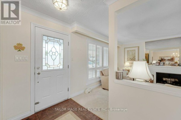 Primary Bedroom - 22 Greystone Crescent, Brampton, ON L6Y2B3 Photo 4