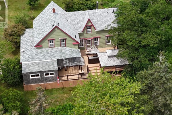 Eat in kitchen - 22 Hogg Lane, Sheet Harbour, NS B0J3B0 Photo 2