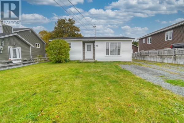 Bedroom - 22 Kennedys Road, Conception Bay South, NL A1X4C1 Photo 3