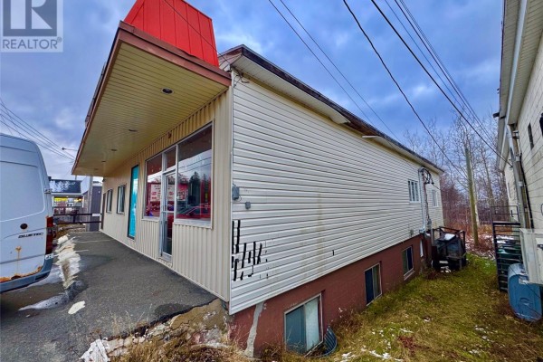 22 Lincoln Road, Grand Falls Windsor, NL, photo 2