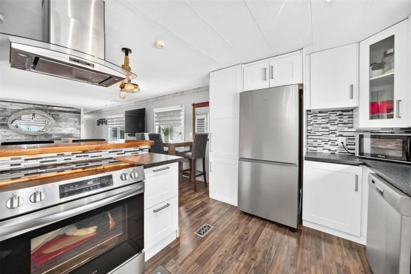 22 Louise Street, St Clements, MB R1C0H3 Photo 5