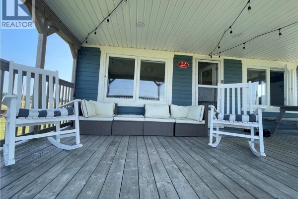 22 Maximin, Lameque Island, NB E8T0G7 Photo 3
