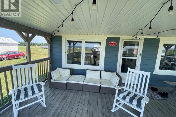 22 Maximin, Lameque Island, NB E8T0G7 Photo 4