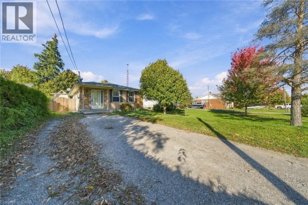 Laundry room - 22 Mckay Street, Cayuga, ON N0A1E0 Photo 3