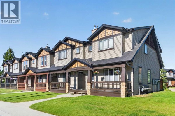 Kitchen - 22 Panatella Park Nw, Calgary, AB T3K6K4 Photo 2