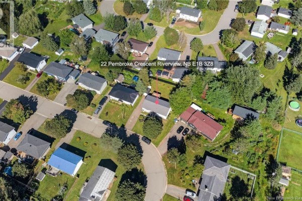 22 Pembroke Crescent, Riverview, NB, photo 3