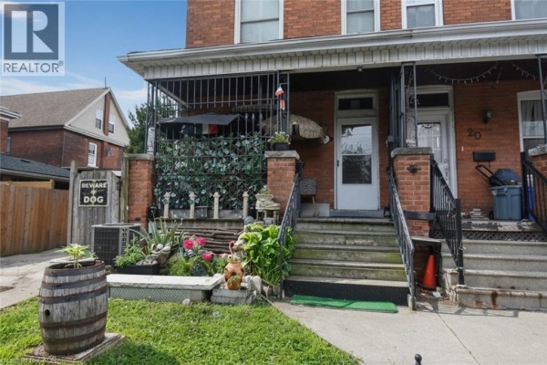 22 Picton Street E, Hamilton, ON, photo 2