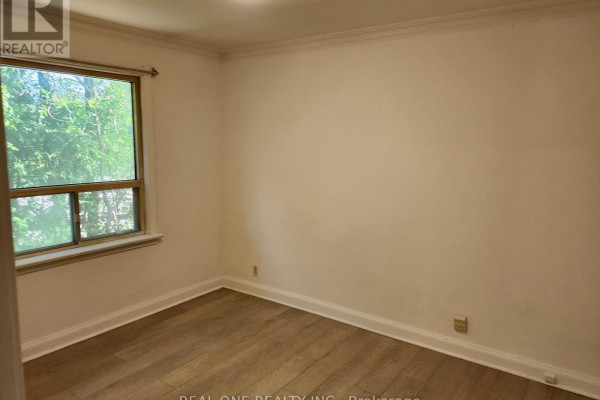 Bedroom 3 - 22 Pleasant View Drive, Toronto, ON M2J3P5 Photo 5