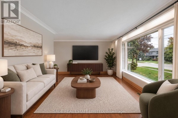 Bedroom 2 - 22 Ridgemount Road, Toronto, ON M9P1C5 Photo 5