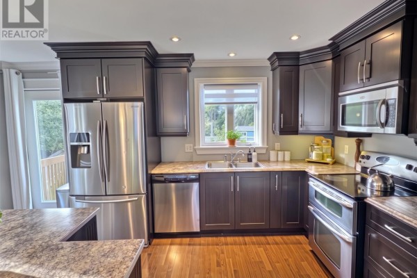 Laundry room - 22 Riverdale Drive, Torbay, NL A1K0E7 Photo 4