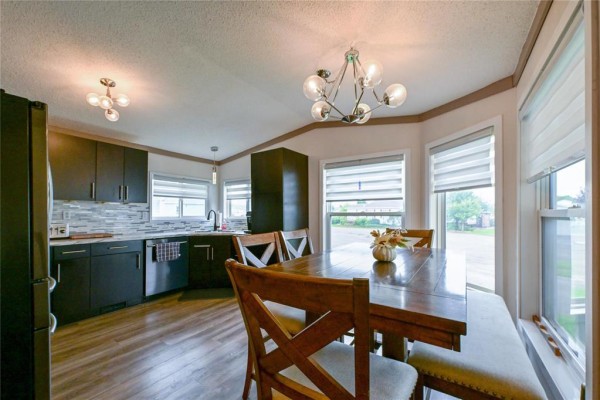 22 Sandpiper Bay, Brandon, MB, photo 3