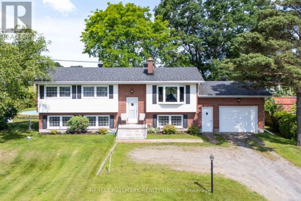 22 St Lawrence Court, Augusta, ON K0E1T0 Photo 2