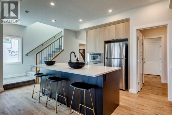 22 Sweetgrass Circle, Okotoks, AB, photo 2