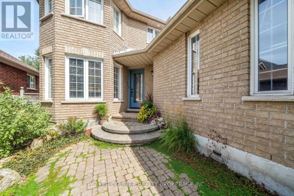 Living room - 22 Taylor Drive, Barrie, ON L4N8K6 Photo 5