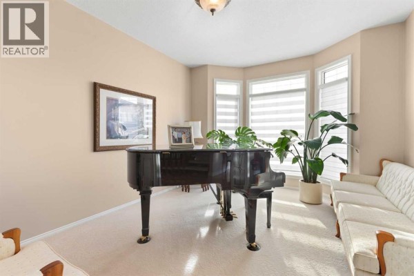 Bedroom - 22 Turner Crescent Se, Medicine Hat, AB T1B4K9 Photo 4