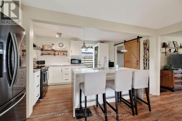 Kitchen - 22 Wales Drive, South Stormont, ON K0C1M0 Photo 5