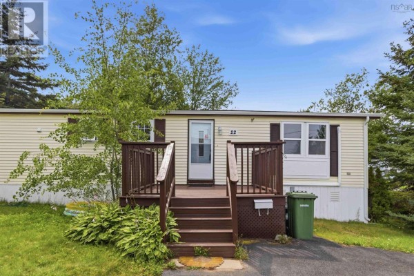 Living room - 22 Yeadon Drive, Middle Sackville, NS B4E2Z4 Photo 2
