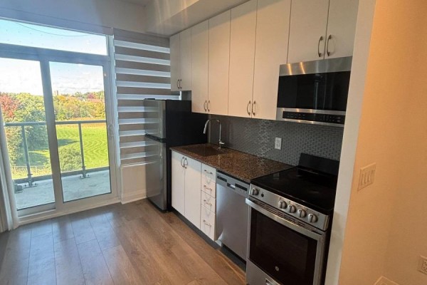 Dining room - 220 - 3220 Sheppard Avenue E, Toronto, ON M1T0B7 Photo 2