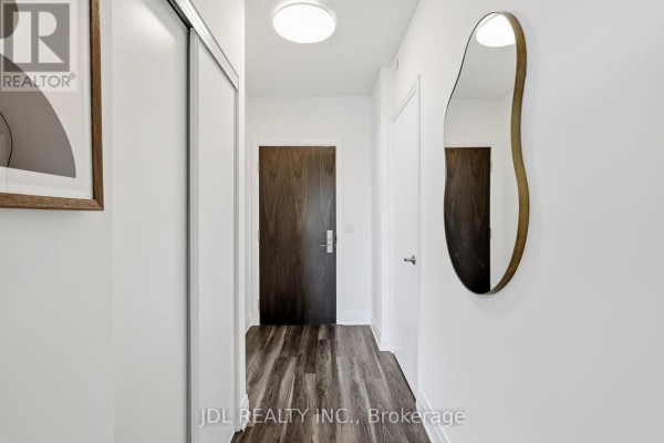 220 - 68 Canterbury Place, Toronto, ON, photo 3