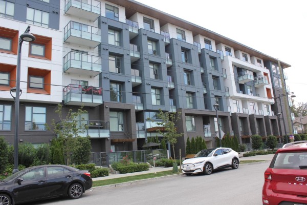 220 10828 139a Street, Surrey, BC V3R0H3 Photo 2