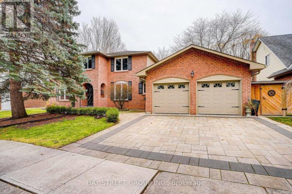 220 Arichat Road, Oakville, ON L6J6A7 Photo 2
