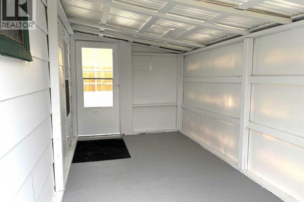 3pc Bathroom - 220 Armstrong Street, Carmangay, AB T0L0N0 Photo 5