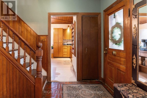 Laundry room - 220 Barrie Street, Essa, ON L0L2N0 Photo 4