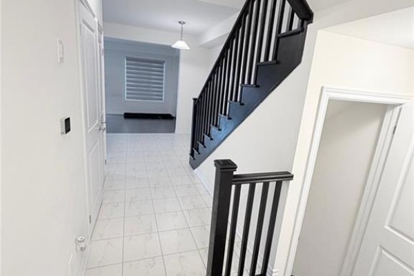 4pc Bathroom - 220 Broadacre Drive, Kitchener, ON N2R0S6 Photo 5