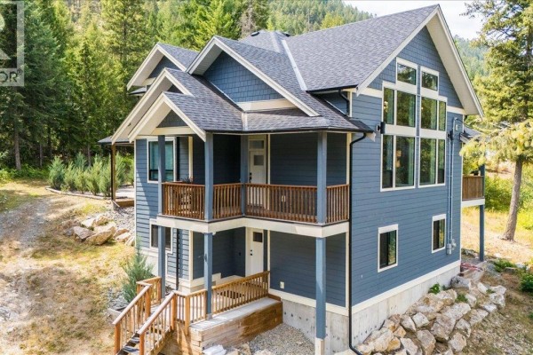 220 Chase Road, Christina Lake, BC, photo 3