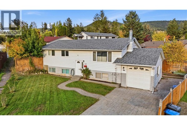 Residential for sale at 220 Cornwall Crescent, Williams Lake, BC - MLS® ClVERL