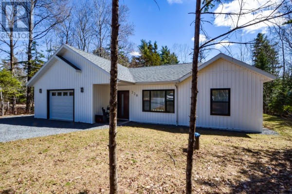 4pc Ensuite bath - 220 Feeners Corner Road, West Northfield, NS B4V5E3 Photo 4
