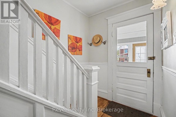 220 First Avenue E, North Bay, ON P1B1J8 Photo 4