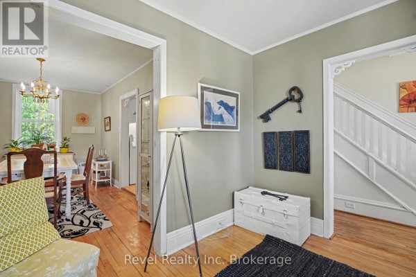 220 First Avenue E, North Bay, ON P1B1J8 Photo 5