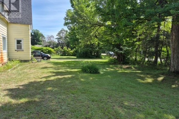 220 Fourth Lin E, Sault Ste  Marie, ON, photo 3