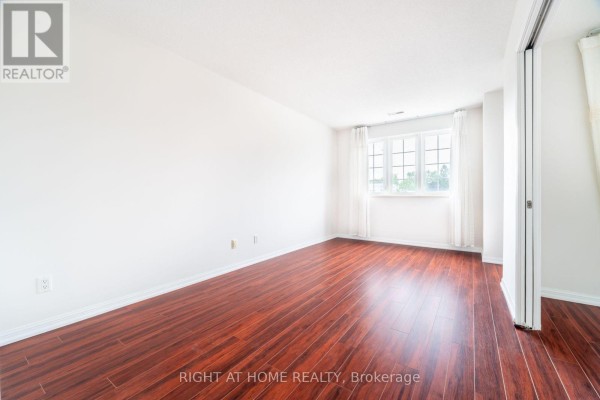 Bedroom 2 - 220 Grandview Way, Toronto, ON M2N6V3 Photo 5