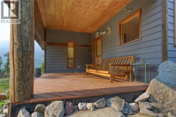 4pc Bathroom - 220 Grohman Creek Road, Nelson, BC V1L5P3 Photo 5