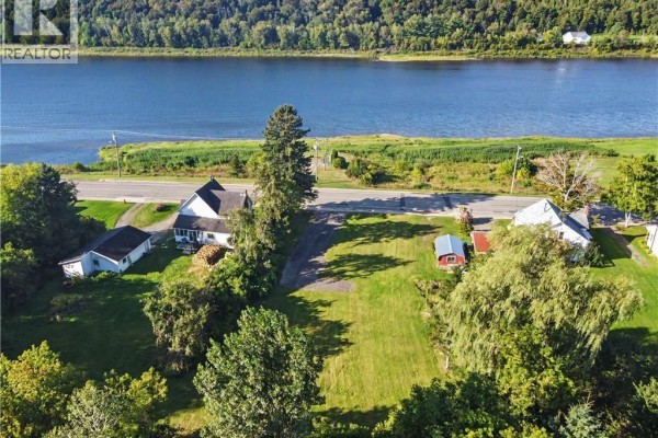 220 Main Street, Hartland, NB E7P2M6 Photo 5