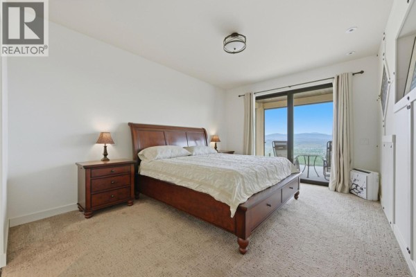 Recreation room - 2200 Cortina Drive, Kelowna, BC V1P1V1 Photo 5