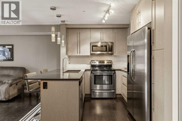 Primary Bedroom - 2201, 11 Mahogany Row Se, Calgary, AB T3M2L6 Photo 4
