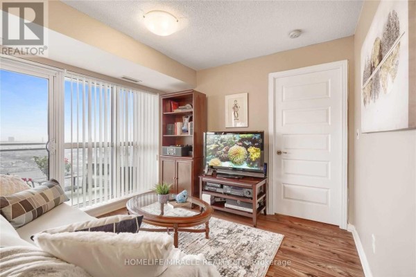 Den - 2201 - 215 Queen Street E, Brampton, ON L6W0A9 Photo 5