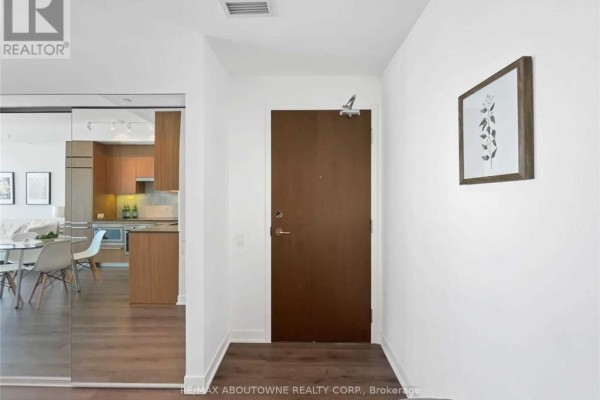 Bathroom - 2201 - 70 Queens Wharf Road, Toronto, ON M5V0J2 Photo 2