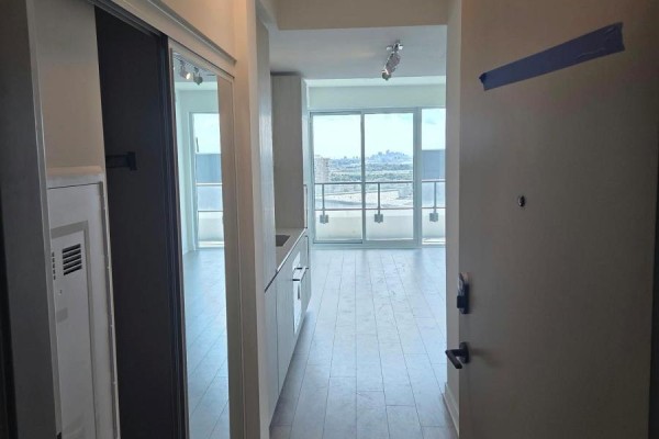 Bedroom - 2202 - 209 Steeles Avenue, Brampton, ON L6Y0B5 Photo 2
