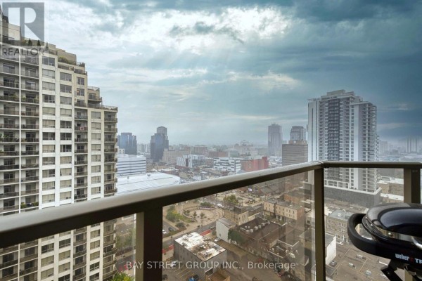 2202 - 330 Ridout Street, London East